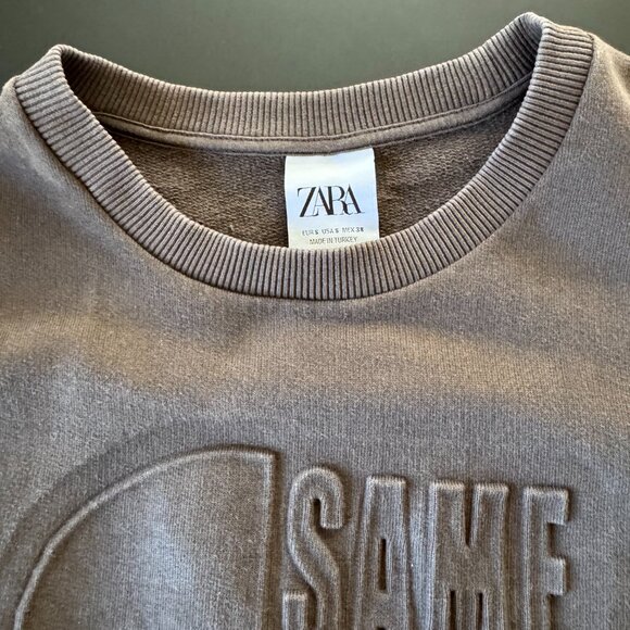 ZARA Embossed Skull “Same Old Story” Crewneck Sweatshirt – Size S - Picture 5 of 11